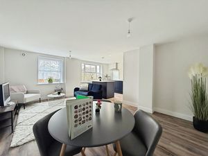 Photo 13- click for photo gallery